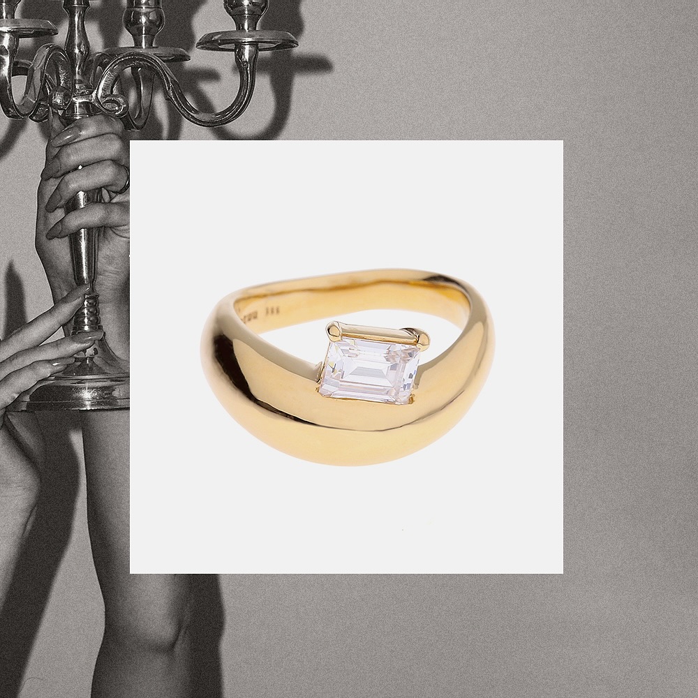 [GRAY Collection] Baguette Stone Loop Ring | SnapWidget