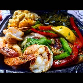 ???? @travelingpourstar????‍️ ZOOM IN  #createurplate???????? PULL UP #howdoyouwantit  #thelicking #seafood#instagood ????????GRILLED SHRIMP AND FISH...