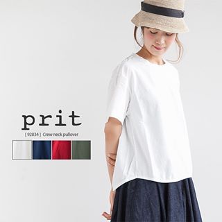 new item *. ゜.本日より販売開始致します新作商品のご紹介です。.持っておくだけで何かと使えるベーシックなカットソー。ゆったりとしたシルエットで1枚でも様...