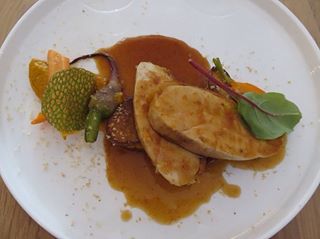 #bordeaux #bordeauxmaville #igersbordeaux #yummy #restaurantha #restaurantbordeaux #gastronomie #frenchfood #chicken #carottes #noisettes #instagood #...