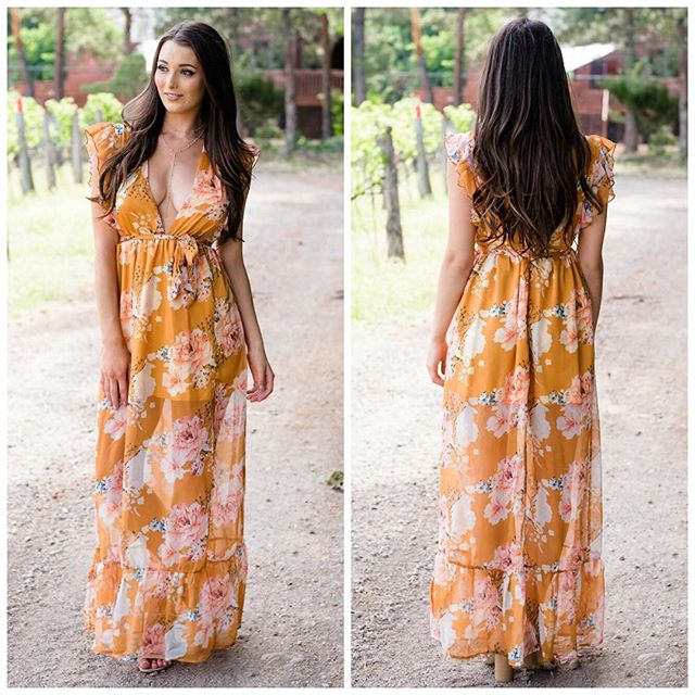 Shop Link in Bio!! Say hello to the Prairie Dreams Floral Ruffle Maxi