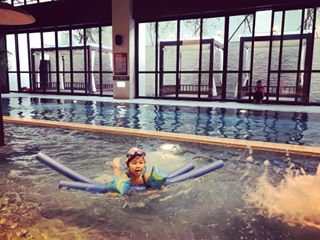 遊趣 #小榛果愛漂亮 #北投亞太飯店 #swimmingpool #swimming  #hotsprings #taiwanhostel #yolo #instagood #instalike #child #photooftheday#picoftheday #tag...
