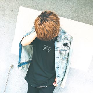 .Today’s .Jacket...RESURRECTIONTops...RESURRECTIONInner...KinCrossWorldPants...KinCrossWorldShoes...ConverseAccessories...KinCrossWorld.Hair set@choki...