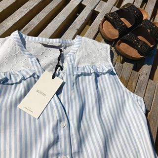 Små detaljer gør lige forskellen️ Flæser eksempelvis???? G️DMORGEN! Har du sandaler nok? Ellers så har jeg fået lavet denne LUKSUS bløde sandal med de...