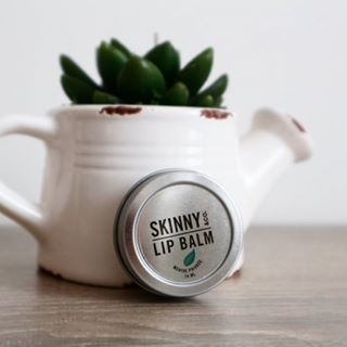 DECOUVERTE ????En partenariat avec @origineelse, j'ai pu découvrir leur baume à lèvres à l'huile de coco, saveur menthe poivré. Et j'en suis tombée am...