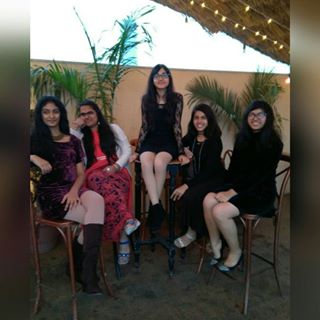 That candid is totally fake lmao????#friends #fun #love #instagood #friendship #chill #happy #cute #photooftheday #live #forever #smile #best #bestfri...