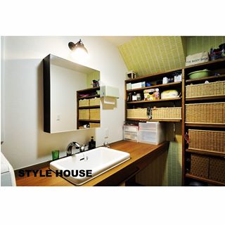 「洗面に無垢で温もりをプラス」#stylehouse  #谷上工務店 #allagi #diy #注文住宅 #家#home #house #マイホーム #インテリア #暮らし #暮らしを楽しむ #ライフ...