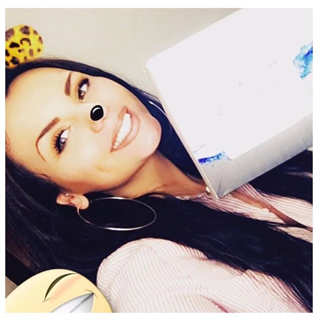 Danke Fur Dein Super Foto Wir Wunschen Dir Viel Spass Mit Deinem Weissen Hollywood Smile Bequem Zahne Bleichen Jetzt Nur 149 80 Statt 329 80 Jetzt Bestellen Www Smilepen Ch Zahnbleaching Zahnarzt
