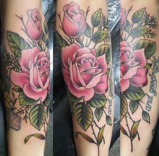 Beautiful roses from artist Ruben Carrero aka @bigrubetattoos at Empire Tattoo in Clementon, NJ ????