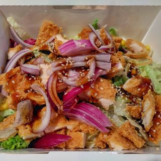 Some amazing KFC chicken salad with teriyaki sauce for today ????