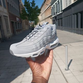 Nike Air Max 95Dispo chez@hypeamiensWww.thehypestore.com#nike # nikeairmax95 #air95 #airmax95 #nike #hype #instagood #follow4follow #followforfollow #...