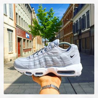️Nouvelle #nike #airmax95 Dispo dans ta boutique Hype????9 place René Goblet, Amiens????#hype #amiens #insta #instagram #instagood #follow #followme #...