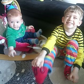 #tbt 'nin kralı kocamannn iyi' kilerimden gelsin... Bugün beni yeniden ben yapan ve tüm girişimlerimde beni fikir analığı ile de yeniden ana yapan iyi...